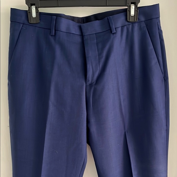 Express Blue Suit Classic Style - Picture 5 of 10